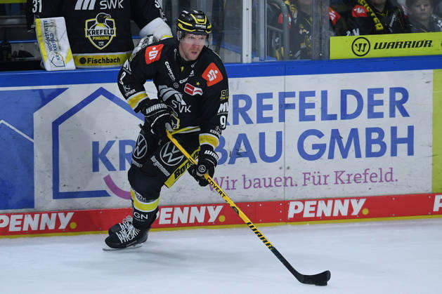 Ice Hockey: DEL Matchday 4—Krefeld Pinguine vs. Schwenninger Wild Wings on September 27, 2026, at the Yayla Arena in Krefeld. Marcel Müller, Krefeld. In accordance with the guidelines of the DEL (German Ice Hockey League), the publication and further use of the footage in electronic media and on end devicesof any kind is not permitted while the game is in progress xRx