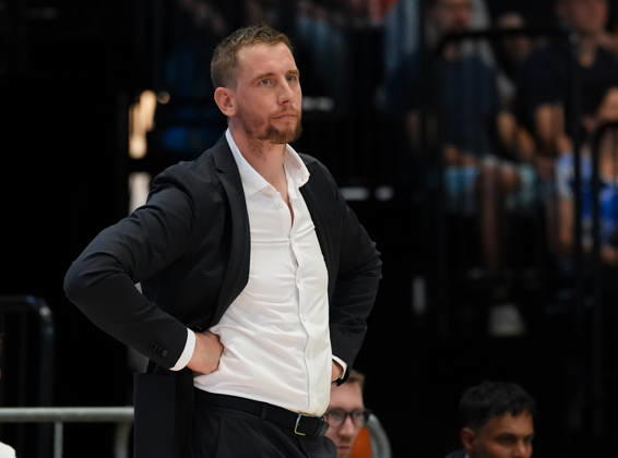 Vincent Van Sliedregt Medikamente per Klick Bayreuth, Head Coach GER, EPG Baskets Koblenz vs. Medikamente per Klick Bayreuth, Barmer 2 Basketball Bundesliga, ProA, Matchday 1, 2026–27 Season, EPG Arena, Koblenz, September 27, 2026 EPG Baskets Koblenz vs. Medikamente per Klick Bayreuth, ProA, Matchday 1, 2026–27 Season, September 27, 2026, Koblenz Copyright: xEibner-Pressefoto ScottxColemanx EP_SCN