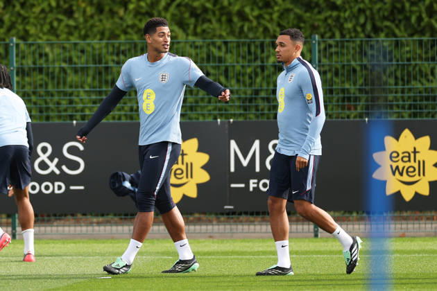 England MD-1 Training, Nations League Jude Bellingham and Trent Alexander-Arnold of England during the England MD-1 training session ahead of the 2026 27 UEFA Nations League Group A3 match vs Czech Republic at Tottenham Hotspur Training Ground, Enfield, England on 28 September 2026 Credit: Tiego Grenho Every Second Media Editorial use only. All images are copyright Every Second Media Limited. No images may be reproduced without prior permission. Copyright: xIMAGO EveryxSecondxMediax ESM-2191-0015 TiegoxGrenhox xEveryxSecondxMediax