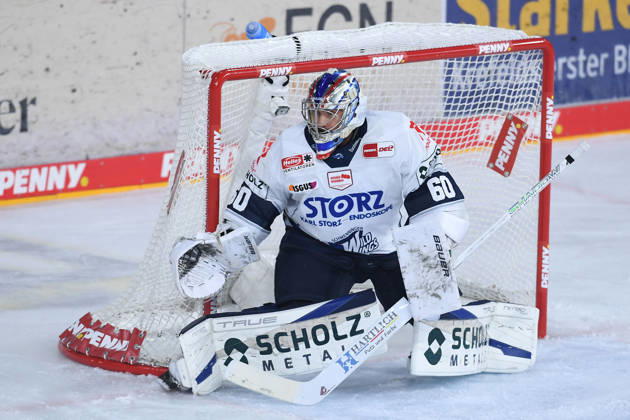 Ice Hockey: DEL Matchday 4—Krefeld Pinguine vs. Schwenninger Wild Wings on September 27, 2026, at the Yayla Arena in Krefeld. Joacim Eriksson, Schwenningen. In accordance with the guidelines of the DEL (German Ice Hockey League), the publication and reuse of footage in electronic media and on devices of any kind is not permitted while the game is in progress xRx