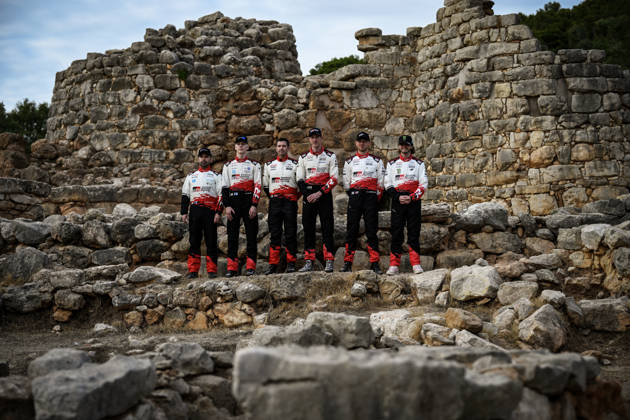 FIA WRC, Motorsport Rallye, WM Rally Italia Sardegna 2026 The Toyota Gazoo Racing WRT team poses for a group photo with their Toyota GR Yaris Rally1 car during the FIA World Rally Championship WRC Rally Italia Sardegna in Nuraghe Palmavera, Sardinia, Italy, on September 30, 2026. Alghero Italy  Copyright: xLucaxBarsalix originalFilename:barsali-wrcrally250930_npBT9