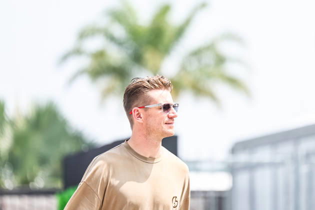 SEPANG, SGR - OCTOBER 01: Nico Hulkenberg of Germany and Audi Revolut F1 Team arrive at the paddock ahead of the Formula 1 Gulf Air Bahrain Grand Prix on October 01, 2026 held at Sepang International Circuit in Sepang, Malaysia. (Photo by Hazrin Yeob Men Shah Icon Sportswire) AUTO: OCT 01 F1 Bahrain Grand Prix in Malaysia EDITORIAL USE ONLY Icon3782610010874