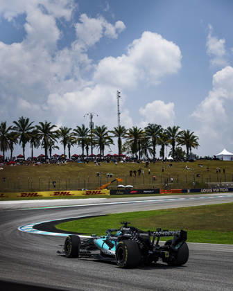 F1 - BAHRAIN GRAND PRIX IN MALAYSIA 2026 63 RUSSELL George (gbr), Mercedes AMG F1 Team W17, action during the 2026 Formula 1 Bahrain Grand Prix in Malaysia, 16th round of the 2026 Formula One World Championship, WM, Weltmeisterschaft from October 2 to 4, 2026 on the Sepang International Circuit, in Sepang, Malaysia - SepangMalaysia Copyright: xEricxAlonsox