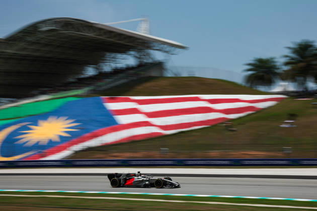 F1 - BAHRAIN GRAND PRIX IN MALAYSIA 2026 05 BORTOLETO Gabriel (bra), Audi F1 Team R26, action during the 2026 Formula 1 Bahrain Grand Prix in Malaysia, 16th round of the 2026 Formula One World Championship, WM, Weltmeisterschaft from October 2 to 4, 2026 on the Sepang International Circuit, in Sepang, Malaysia - SepangMalaysia Copyright: xEricxAlonsox
