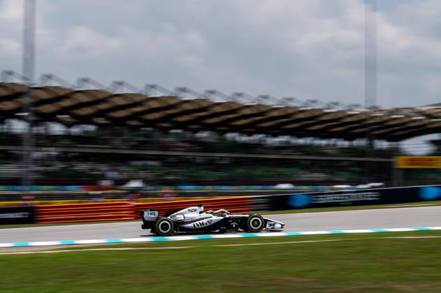 F1 - BAHRAIN GRAND PRIX IN MALAYSIA 2026 11 PEREZ Sergio (mex), Cadillac F1 Team MAC-26, action during the 2026 Formula 1 Bahrain Grand Prix in Malaysia, 16th round of the 2026 Formula One World Championship, WM, Weltmeisterschaft from October 2 to 4, 2026 on the Sepang International Circuit, in Sepang, Malaysia - SepangMalaysia Copyright: xALBERTOxVIMERCATIx