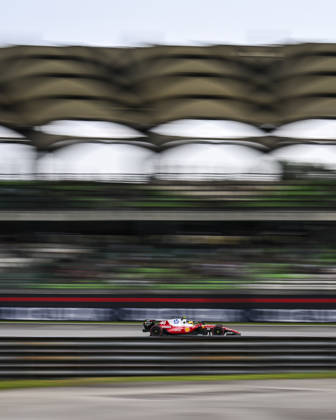 F1 - BAHRAIN GRAND PRIX IN MALAYSIA 2026 44 HAMILTON Lewis (gbr), Scuderia Ferrari SF-26, action during the 2026 Formula 1 Bahrain Grand Prix in Malaysia, 16th round of the 2026 Formula One World Championship, WM, Weltmeisterschaft from October 2 to 4, 2026 on the Sepang International Circuit, in Sepang, Malaysia - SepangMalaysia Copyright: xANTONINxVINCENTx