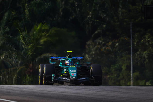 F1 - BAHRAIN GRAND PRIX IN MALAYSIA 2026 14 ALONSO Fernando (spa), Aston Martin F1 Team AMR26, action during the 2026 Formula 1 Bahrain Grand Prix in Malaysia, 16th round of the 2026 Formula One World Championship, WM, Weltmeisterschaft from October 2 to 4, 2026 on the Sepang International Circuit, in Sepang, Malaysia - SepangMalaysia Copyright: xANTONINxVINCENTx