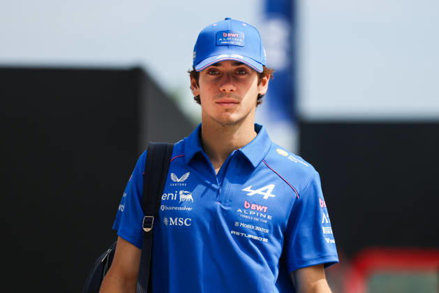COLAPINTO Franco (ARG), Alpine F1 Team A526, portrait at the 2026 Formula 1 Bahrain Grand Prix in Malaysia, 81 PIASTRI Oscar (USA), McLaren F1 Team MCL40, action F1 GP 16 Bahrain 2026 in Malaysia COLAPINTO Franco arg, Alpine F1 Team A526, portrait during the 2026 Formula 1 Bahrain Grand Prix in Malaysia, the 16th round of the 2026 Formula One World Championship from October 2 to 4, 2026 at the Sepang International Circuit in Sepang, Malaysia. Photo by Antonin Vincent DPPI Malaysia