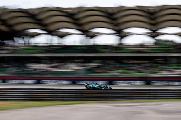 F1 - BAHRAIN GRAND PRIX IN MALAYSIA 2026 14 ALONSO Fernando (spa), Aston Martin F1 Team AMR26, action during the 2026 Formula 1 Bahrain Grand Prix in Malaysia, 16th round of the 2026 Formula One World Championship, WM, Weltmeisterschaft from October 2 to 4, 2026 on the Sepang International Circuit, in Sepang, Malaysia - SepangMalaysia Copyright: xALBERTOxVIMERCATIx