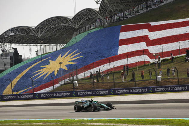 F1 - BAHRAIN GRAND PRIX IN MALAYSIA 2026 14 ALONSO Fernando (spa), Aston Martin F1 Team AMR26, action during the 2026 Formula 1 Bahrain Grand Prix in Malaysia, 16th round of the 2026 Formula One World Championship, WM, Weltmeisterschaft from October 2 to 4, 2026 on the Sepang International Circuit, in Sepang, Malaysia - SepangMalaysia Copyright: xXavixBonillax