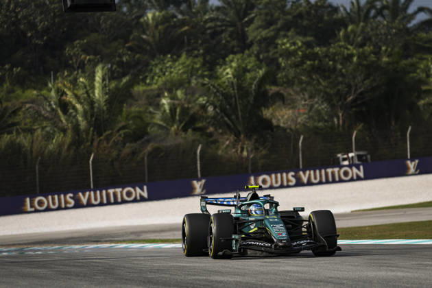 F1 - BAHRAIN GRAND PRIX IN MALAYSIA 2026 14 ALONSO Fernando (spa), Aston Martin F1 Team AMR26, action during the 2026 Formula 1 Bahrain Grand Prix in Malaysia, 16th round of the 2026 Formula One World Championship, WM, Weltmeisterschaft from October 2 to 4, 2026 on the Sepang International Circuit, in Sepang, Malaysia - SepangMalaysia Copyright: xXavixBonillax