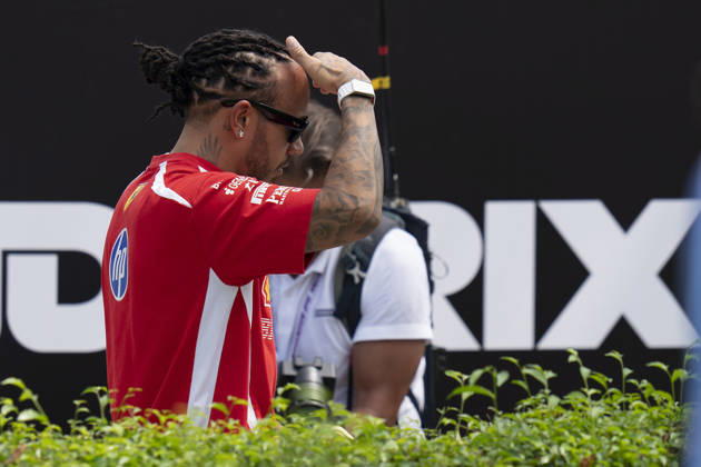 FORMULA 1 BAHRAIN GRAND PRIX IN MALAYSIA 2026 Lewis Hamilton (GBR) 44 Ferrari arriving for practice during the Formula 1 Gulf Air Bahrain Grand Prix in Malaysia 2026, Round 16 of the 2026 Formula 1 World Championship, WM, Weltmeisterschaft from 2nd - 4th October 2026 at Sepang International Circuit, Sepang, Malaysia. Credit: Robbie Hoad Every Second Media Editorial use only. All images are copyright Every Second Media Limited. No images may be reproduced without prior permission. Copyright: xIMAGO EveryxSecondxMediax ESM-2195-0264 RobbiexHoadx xEveryxSecondxMediax