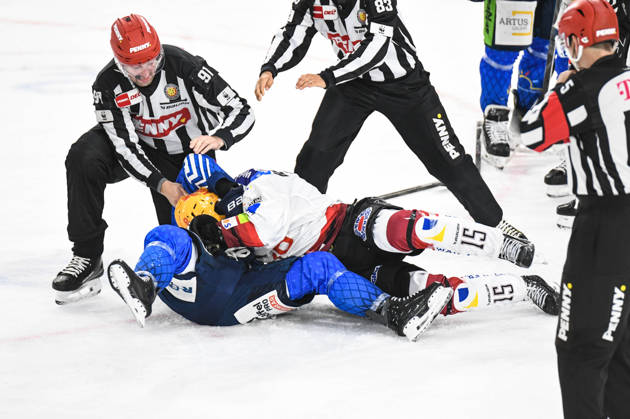 Straubing Tigers vs. Pinguins Bremerhaven, Ice Hockey, German Ice Hockey League, Penny DEL, Matchday 5, 2026–2027 Season, October 2, 2026: Stephan Daschner of the Straubing Tigers in a scuffle with Rayan Bettahar of the Pinguins Bremerhaven, Men’s Ice Hockey, German Ice Hockey League, Penny DEL, Matchday 5, 2026–2027 Season on October 2, 2026, at the Eisstadion am Pulverturm, Straubing Tigers (blue) vs. Pinguins Bremerhaven (white)