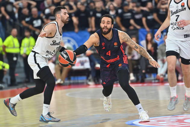 Duane WASHINGTON JR FCB, Action, One-on-One, Basketball EuroLeague, 2026–2027 Season, FC Bayern Munich vs. Partizan Belgrade on October 2, 2026, S A P G A R D EN