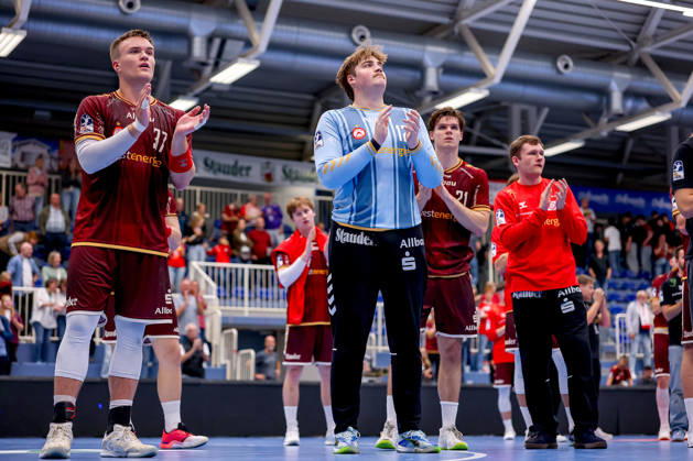 October 2, 2026, Matchday 6 of the 2nd Handball Bundesliga, TuSEM Essen vs. SC DHfK Leipzig. Disappointed faces after the loss to Leipzig. Max Neuhaus, TuSEM Essen 37; Finn Knaack, TuSEM Essen 12; Felix Eißing, TuSEM Essen 21. NRW, Germany