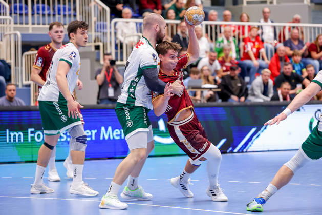 October 2, 2026, Matchday 6 of the 2nd Handball Bundesliga: TuSEM Essen vs. SC DHfK Leipzig; Moritz Preuss (SC DHfK Leipzig) scores 67 in a one-on-one battle against Nils Homscheid (TuSEM Essen); 15, NRW, Germany