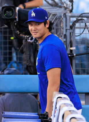October 2, 2026, Los Angeles, California, USA: Shohei Ohtani 17 of the Los Angeles Dodgers at bat during a workout in preparation for Game 1 of the NLDS game against the Atlanta Braves on Friday October 2, 2026 at Dodger Stadium in Los Angeles, California. JAVIER ROJAS PI Dodgers NLDS - Workout  - ZUMAp124 20261002_zaa_p124_086 Copyright: xJavierxRojasx