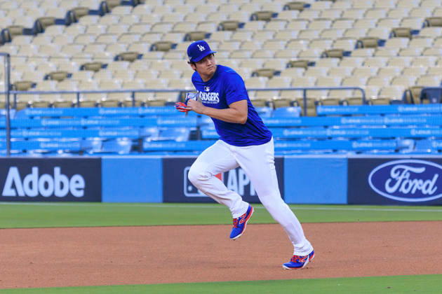 October 2, 2026, Los Angeles, California, USA: Shohei Ohtani 17 of the Los Angeles Dodgers at bat during a workout in preparation for Game 1 of the NLDS game against the Atlanta Braves on Friday October 2, 2026 at Dodger Stadium in Los Angeles, California. JAVIER ROJAS PI Dodgers NLDS - Workout  - ZUMAp124 20261002_zaa_p124_091 Copyright: xJavierxRojasx