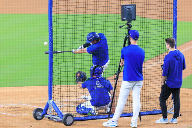 October 2, 2026, Los Angeles, California, USA: Shohei Ohtani 17 of the Los Angeles Dodgers at bat during a workout in preparation for Game 1 of the NLDS against the Atlanta Braves on Friday October 2, 2026 at Dodger Stadium in Los Angeles, California. JAVIER ROJAS PI Dodgers NLDS - Workout  - ZUMAp124 20261002_zaa_p124_153 Copyright: xJavierxRojasx