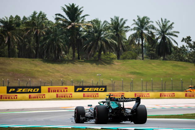 F1 - BAHRAIN GRAND PRIX IN MALAYSIA 2026 14 ALONSO Fernando (spa), Aston Martin F1 Team AMR26, action during the 2026 Formula 1 Bahrain Grand Prix in Malaysia, 16th round of the 2026 Formula One World Championship, WM, Weltmeisterschaft from October 2 to 4, 2026 on the Sepang International Circuit, in Sepang, Malaysia - SepangMalaysia Copyright: xEricxAlonsox