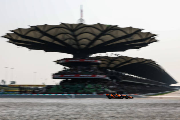 SEPANG, SGR - OCTOBER 03: Lando Norris of Great Britain and McLaren Mastercard F1 Team in action during the qualifying session of the Formula 1 Gulf Air Bahrain Grand Prix on October 03, 2026 held at Sepang International Circuit in Sepang, Malaysia. (Photo by Hazrin Yeob Men Shah Icon Sportswire) AUTO: OCT 03 F1 Bahrain Grand Prix in Malaysia EDITORIAL USE ONLY Icon3782610038289