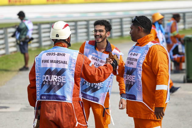 F1 - BAHRAIN GRAND PRIX IN MALAYSIA 2026 marshall, commissaire de piste, marshal, marshalls, marshals during the 2026 Formula 1 Bahrain Grand Prix in Malaysia, 16th round of the 2026 Formula One World Championship, WM, Weltmeisterschaft from October 2 to 4, 2026 on the Sepang International Circuit, in Sepang, Malaysia - SepangMalaysia  Copyright: xXavixBonillax