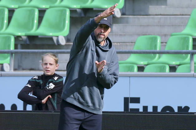 Hannover 96 coach Sandro Wagner gestures during the friendly match between Hannover 96 and SC Verl, Heinz von Heiden Arena on October 3, 2026, in Hannover, Germany. Photo by Marco Steinbrenner, DeFodi Images. Coach Sandro Wagner of Hannover 96 gestures during the friendly match between Hannover 96 and SC Verl at Heinz von Heiden Arena on October 3, 2026 in Hannover, Germany. Photo by Marco Steinbrenner, DeFodi Images. Photo by Marco Steinbrenner, DeFodi Images.