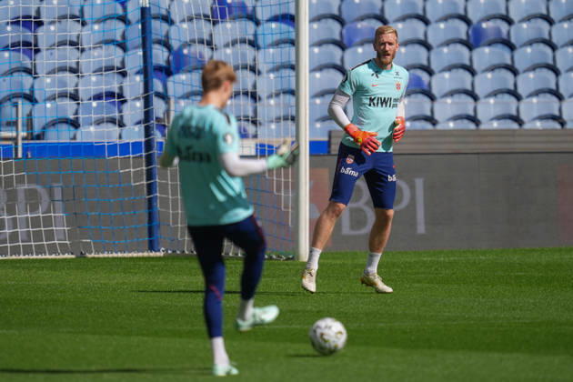 Soccer, Nations League Portugal vs. Norway, Nations League Porto, Portugal 20261003 Norway’s goalkeeper Egil Selvik during training at Estadio do Dragão on the day of the match against Portugal. Photo: Lise Aserud, NTB, Porto, Portugal. EDITORIAL USE ONLY. RESTRICTED USE FOR BETTING COMPANIES Copyright: xLisexAserudxx xNTBx