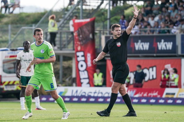 Soccer Austria Friendly Match 2025 2026 03 10 2026 SC Austria Lustenau vs. FC Schalke 04 SUN MINIMEAL Arena Lustenau, Austria Ron Schallenberg Schalke 04, Referee Felix Ouschan Copyright: xLUKAxKOLANOVICx