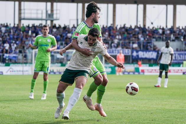 Soccer Austria Friendly Match 2025 2026 03 10 2026 SC Austria Lustenau vs. FC Schalke 04 SUN MINIMEAL Arena Lustenau, Austria Danilo Soares (Austria Lustenau), Adrian Gantenbein (Schalke 04) Copyright: xLUKAxKOLANOVICx