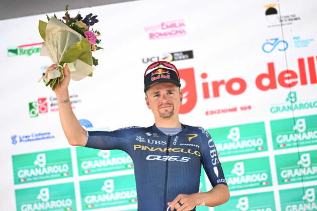 03-10-2026 Giro Dell emilia; 2026, Pinarello - Q36.5; Pidcock, Thomas; Bologna - San Luca;