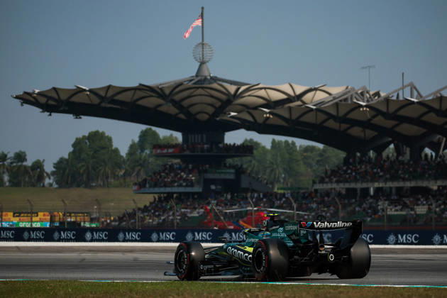 F1 - BAHRAIN GRAND PRIX IN MALAYSIA 2026 14 ALONSO Fernando (spa), Aston Martin F1 Team AMR26, action during the 2026 Formula 1 Bahrain Grand Prix in Malaysia, 16th round of the 2026 Formula One World Championship, WM, Weltmeisterschaft from October 2 to 4, 2026 on the Sepang International Circuit, in Sepang, Malaysia - SepangMalaysia Copyright: xEricxAlonsox