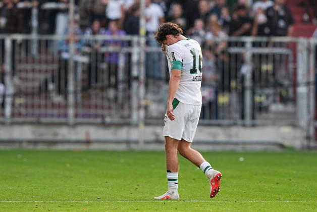 October 3, 2026, xydrx, Men s, Soccer, Friendly Match, FC St. Pauli vs. Borussia Mönchengladbach, 2026–2027 Season, Millerntor Stadium, Philipp Sander, Borussia Mönchengladbach, No. 16 leaves the field with his head down after the 1–1 final score. DFB regulations prohibit any use of photographs as image sequences and or quasi-video. Copyright: HMBxMedia YannisxDreimann