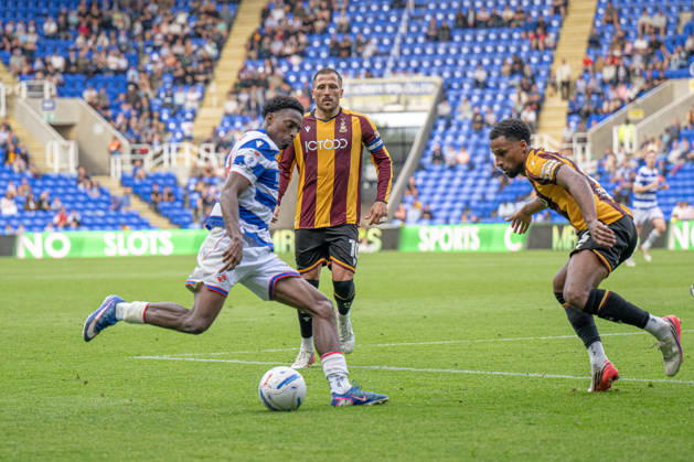Reading v Bradford City, EFL Sky Bet League 1 Kyreece Lisbie of Reading FC during the EFL Sky Bet League 1 match between Reading and Bradford City at the Select Car Leasing Stadium, Reading, UK on 3 October 2026. Reading Select Car Leasing Stadium Berkshire UK Editorial use only DataCo restrictions apply See www.football-dataco.com , Copyright: xStevexBaileyx PSI-24965-0084