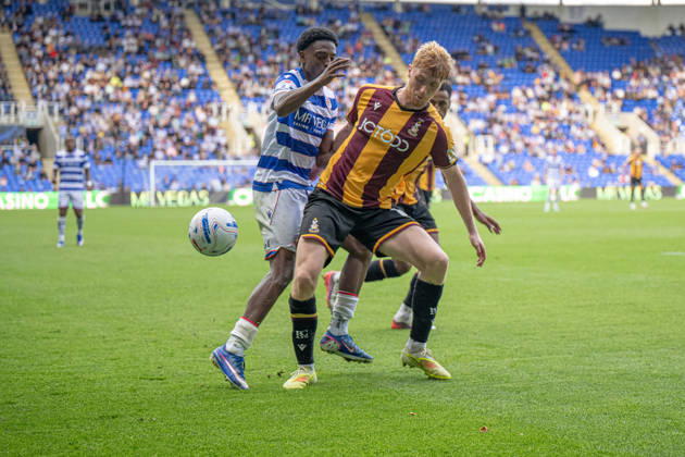Reading v Bradford City, EFL Sky Bet League 1 Kyreece Lisbie of Reading FC during the EFL Sky Bet League 1 match between Reading and Bradford City at the Select Car Leasing Stadium, Reading, UK on 3 October 2026. Reading Select Car Leasing Stadium Berkshire UK Editorial use only DataCo restrictions apply See www.football-dataco.com , Copyright: xStevexBaileyx PSI-24965-0087