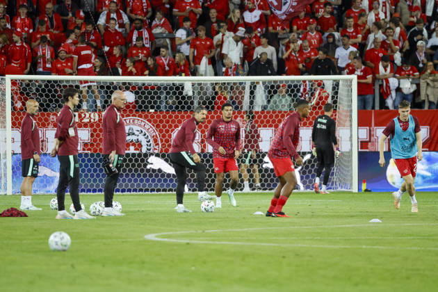 Switzerland warming up before kickoff, Switzerland, UEFA, Nations League, Matchday 3, Switzerland vs. Slovenia, October 3, 2026, Lucerne Swissporarena, Switzerland Copyright: xGrantxHubbsx