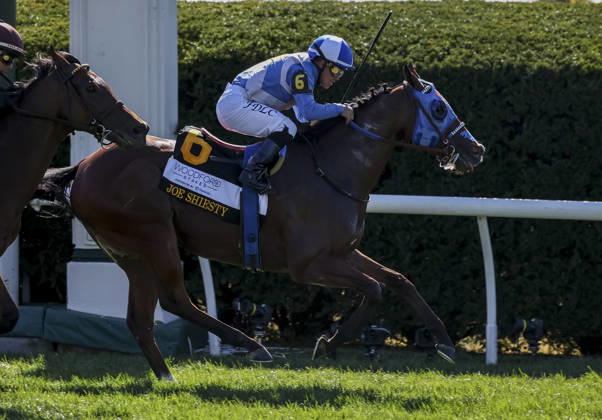 October 3, 2026, Lexington, Ky, USA: Joe Shiesty (6) ridden by Fernando De La Cruz wins the Woodford Stakes presented by Fanduel (Grade 2) on Coolmore Turf Mile Day at Keeneland in Lexington, Kentucky on October 3, 2026. Eclipse Sportswire CSM HORSE RACING 2026: Coolmore Turf Mile Day Keeneland OCT 03 - ZUMAcs17 20261003_faf_cs17_016 Copyright: xCaseyxLaughterx