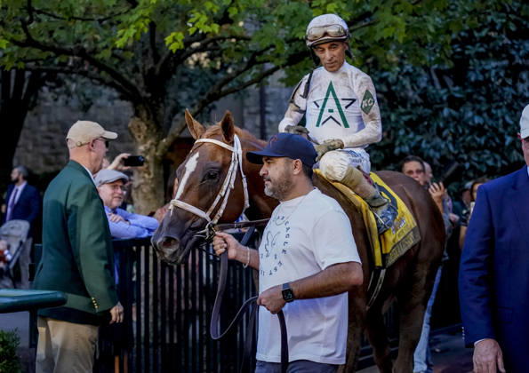October 3, 2026, Lexington, Ky, USA: American History (6) ridden by John Velazquez wins the Claiborne Breeders Futurity (Grade 1) at Keeneland in Lexington, Kentucky on October 3, 2026. Eclipse Sportswire CSM Lexington USA - ZUMAcs17 20261003_faf_cs17_161 Copyright: xJessicaxMorganx