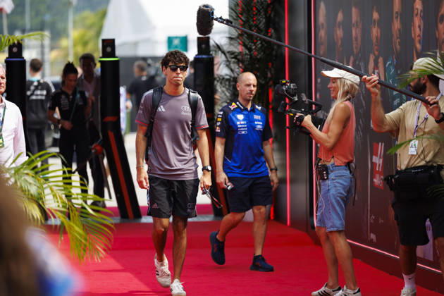 4th October 2026; Sepang IC, Kuala Lumpur, Malaysia; Formula 1, Bahrain Grand Prix, Race Day; Gabriel Bortoleto (5) of Brazil and Audi Revolut F1 Team StephenxBlackberry