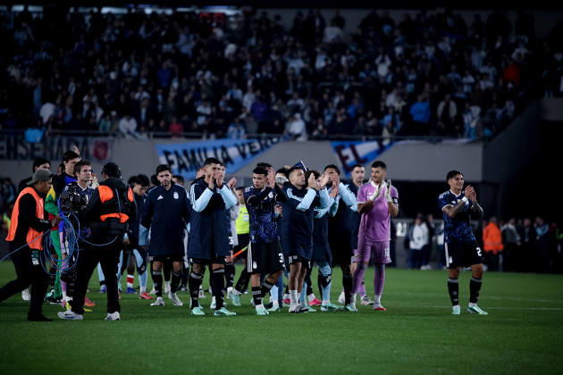 October 3, 2026, Buenos Aires, Buenos Aires, Argentina: Argentina team celebrates the victory after the match between Argentina and Burkina Faso at Monumental Stadium, in Buenos Aires, Argentina International Friendly, Länderspiel, Nationalmannschaft Match - ZUMAt163 20261003_zsp_t163_017 Copyright: xRobertoxTuerox