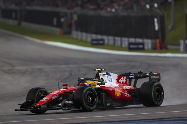 F1 - BAHRAIN GRAND PRIX IN MALAYSIA 2026 44 HAMILTON Lewis (gbr), Scuderia Ferrari SF-26, action during the 2026 Formula 1 Bahrain Grand Prix in Malaysia, 16th round of the 2026 Formula One World Championship, WM, Weltmeisterschaft from October 2 to 4, 2026 on the Sepang International Circuit, in Sepang, Malaysia - SepangMalaysia Copyright: xANTONINxVINCENTx