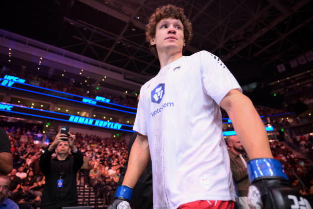 October 3, 2026, Salt Lake City, Utah, USA: ROMAN KOPYLOV defeated ATEBA GAUTIER by TKO (strikes) at 3:12 of Round 1 during UFC 332 at the Delta Arena in Utah. Salt Lake City USA - ZUMAo117 20261003_zsp_o117_127 Copyright: xMikaelxOnax
