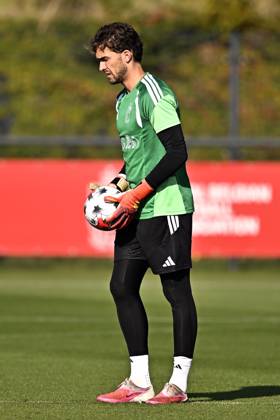 France v Belgium - UEFA Nations League 2026 Media Activities 04 10 2026 TUBIZE, BELGIUM - OCTOBER 04 : De Busser Jari goalkeeper of Belgium pictured during a training session ahead of the UEFA Nations League tournament league phase matchday 4 group A1 match between France and Belgium on October 4, 2026 in Tubize, Belgium, 04 10 2026 Tubize Belgium Copyright: xTomasxSiskx