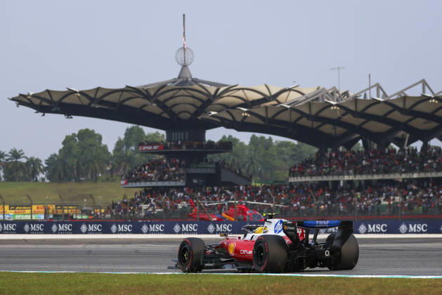 F1 - BAHRAIN GRAND PRIX IN MALAYSIA 2026 44 HAMILTON Lewis (gbr), Scuderia Ferrari SF-26, action during the 2026 Formula 1 Bahrain Grand Prix in Malaysia, 16th round of the 2026 Formula One World Championship, WM, Weltmeisterschaft from October 2 to 4, 2026 on the Sepang International Circuit, in Sepang, Malaysia - SepangMalaysia Copyright: xANTONINxVINCENTx