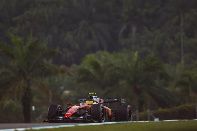F1 - BAHRAIN GRAND PRIX IN MALAYSIA 2026 44 HAMILTON Lewis (gbr), Scuderia Ferrari SF-26, action during the 2026 Formula 1 Bahrain Grand Prix in Malaysia, 16th round of the 2026 Formula One World Championship, WM, Weltmeisterschaft from October 2 to 4, 2026 on the Sepang International Circuit, in Sepang, Malaysia - SepangMalaysia Copyright: xANTONINxVINCENTx