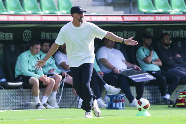 Hannover 96 coach Sandro Wagner gestures during the friendly match between Hannover 96 and SC Verl, Heinz von Heiden Arena on October 3, 2026, in Hannover, Germany. Photo by Marco Steinbrenner, DeFodi Images. Coach Sandro Wagner of Hannover 96 gestures during the friendly match between Hannover 96 and SC Verl at Heinz von Heiden Arena on October 3, 2026 in Hannover, Germany. Photo by Marco Steinbrenner, DeFodi Images. Photo by Marco Steinbrenner, DeFodi Images.