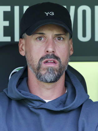 Hannover 96 coach Sandro Wagner looks disappointed during the friendly match between Hannover 96 and SC Verl, Heinz von Heiden Arena on October 3, 2026, in Hannover, Germany. Photo by Marco Steinbrenner, DeFodi Images. Coach Sandro Wagner of Hannover 96 looks dejected during the friendly match between Hannover 96 and SC Verl at Heinz von Heiden Arena on October 3, 2026 in Hannover, Germany. Photo by Marco Steinbrenner, DeFodi Images. Photo by Marco Steinbrenner, DeFodi Images