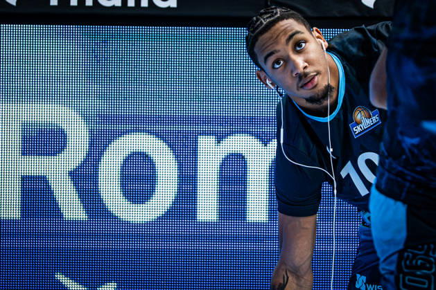 easyCredit BBL Phoenix Hagen vs. SKYLINERS Frankfurt, Hagen, October 4, 2026, Ischelandhalle Hagen Judah Mintz 10, SKYLINERS, SG during warm-ups easyCredit BBL Phoenix Hagen vs. SKYLINERS Frankfurt, Hagen, October 4, 2026, Ischelandhalle Hagen Copyright: xBEAUTIFULxSPORTS Piepenstockx