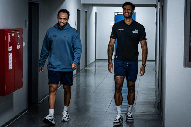 easyCredit BBL Phoenix Hagen vs. SKYLINERS Frankfurt, Hagen, October 4, 2026, Ischelandhalle, Hagen: Marcus Graves 0 (Phoenix Hagen, PG) and Anthony Polite 8 (Phoenix Hagen, SF) are both injured today. easyCredit BBL Phoenix Hagen vs. SKYLINERS Frankfurt, Hagen, October 4, 2026, Ischelandhalle, Hagen Copyright: xBEAUTIFULxSPORTS Piepenstockx