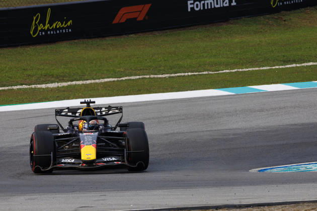 4th October 2026; Sepang IC, Kuala Lumpur, Malaysia; Formula 1, Bahrain Grand Prix, Race Day; Max Verstappen (3) of Netherlands and Oracle Red Bull Racing during the race StephenxBlackberry